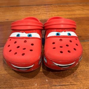 Lightening McQueen Light Up red crocs, size M4/W6